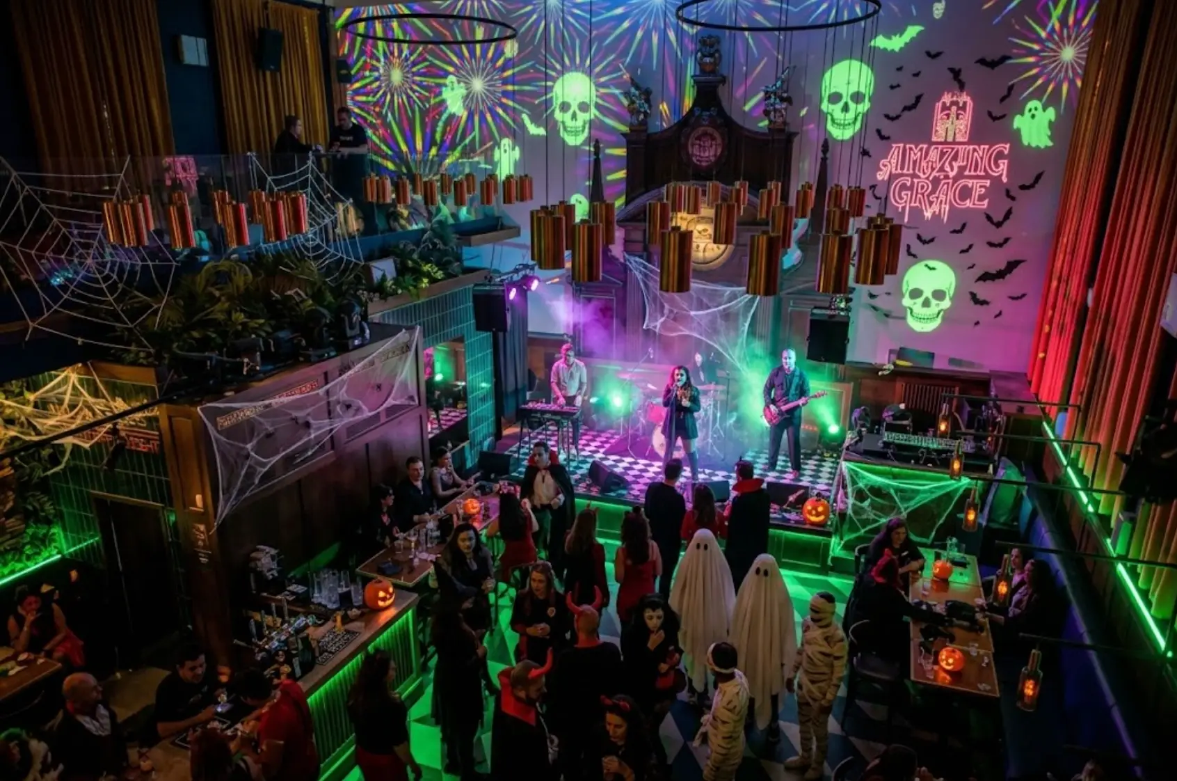 Halloween at Amazing Grace London Bridge – image 1